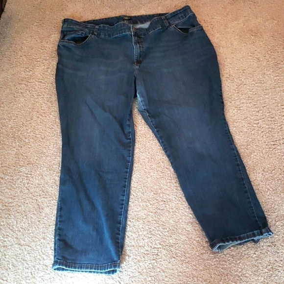 LEE'S Petite Relaxed Fit Straight Leg Jeans - Picture 1 of 4